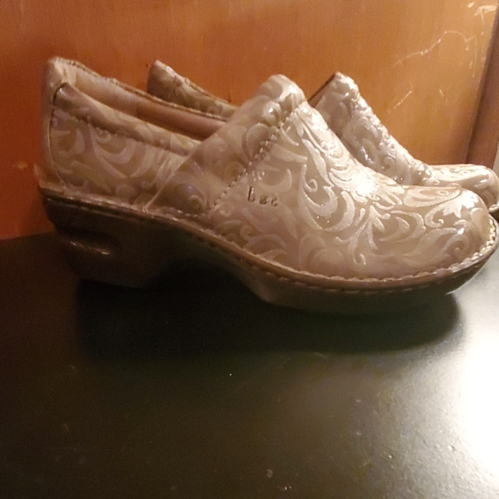 Born Clogs - image 1